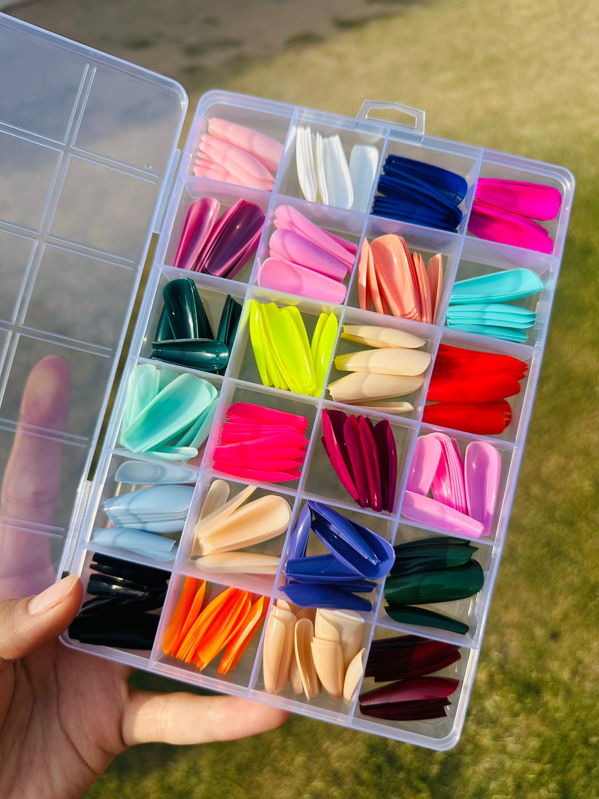 Artificial Nails Pack - 576 Nails with free delivery